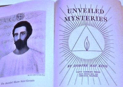 Unveiled Mysteries. Ed. 1935. By Godfre Ray King.